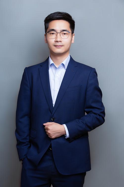 杨权 联合创始人 & 首席运营官